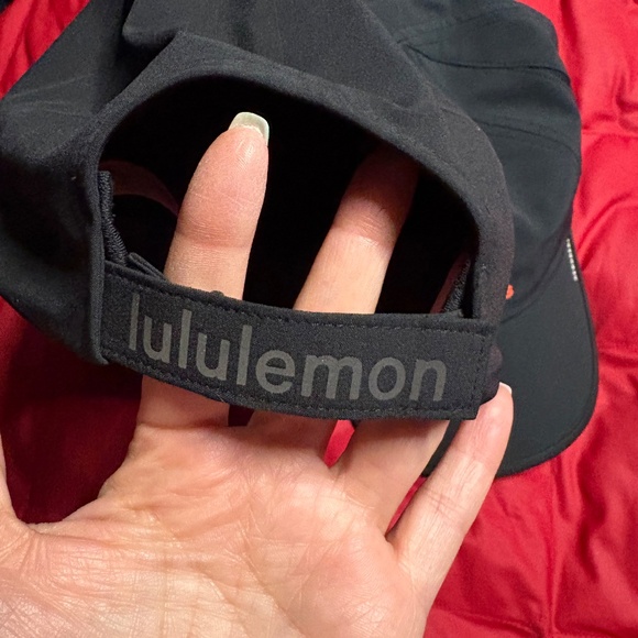 Lot of 2 hats - Picture 3 of 6